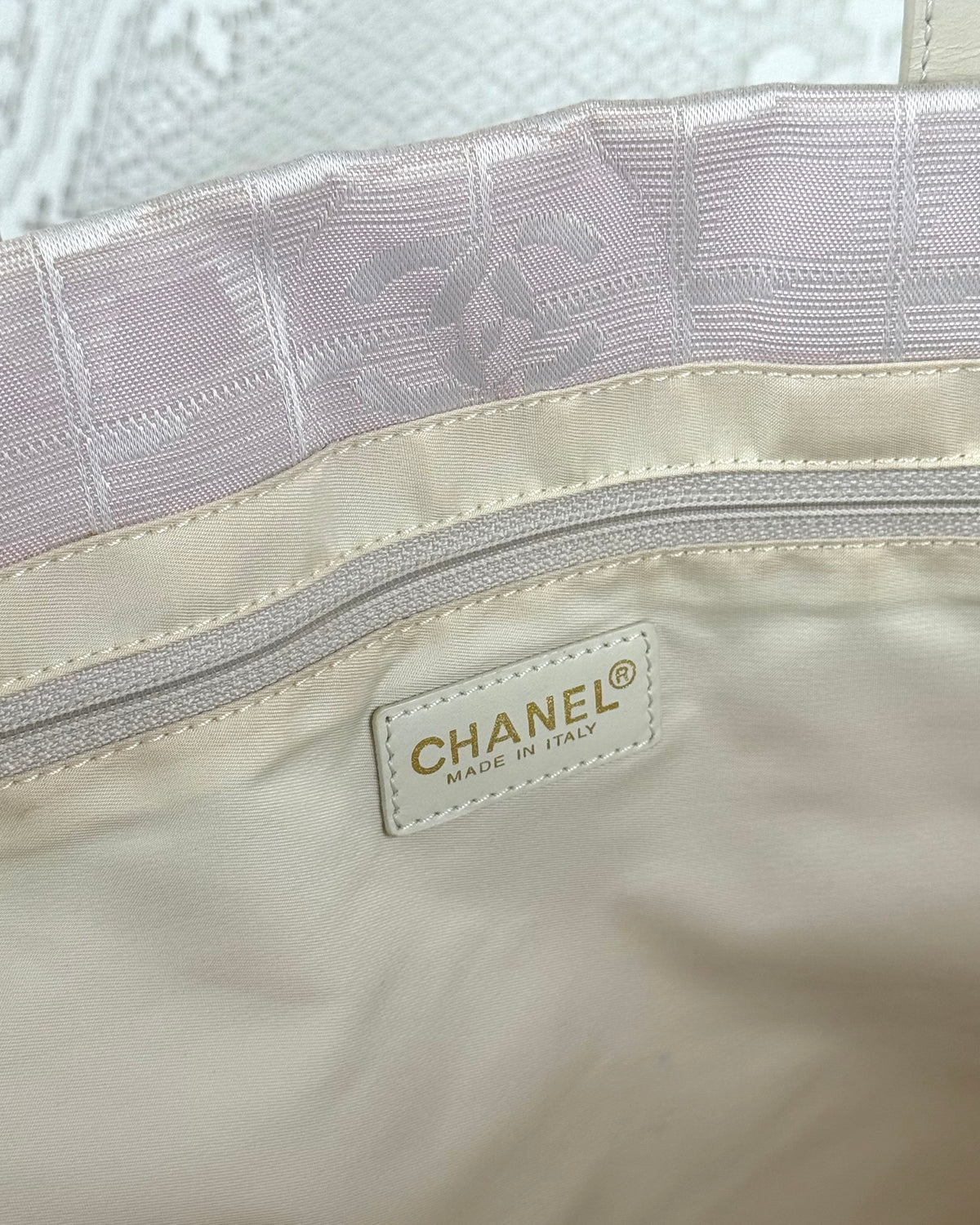 Vintage 2004 Chanel CC Travel Line Tote Bag Pink + White