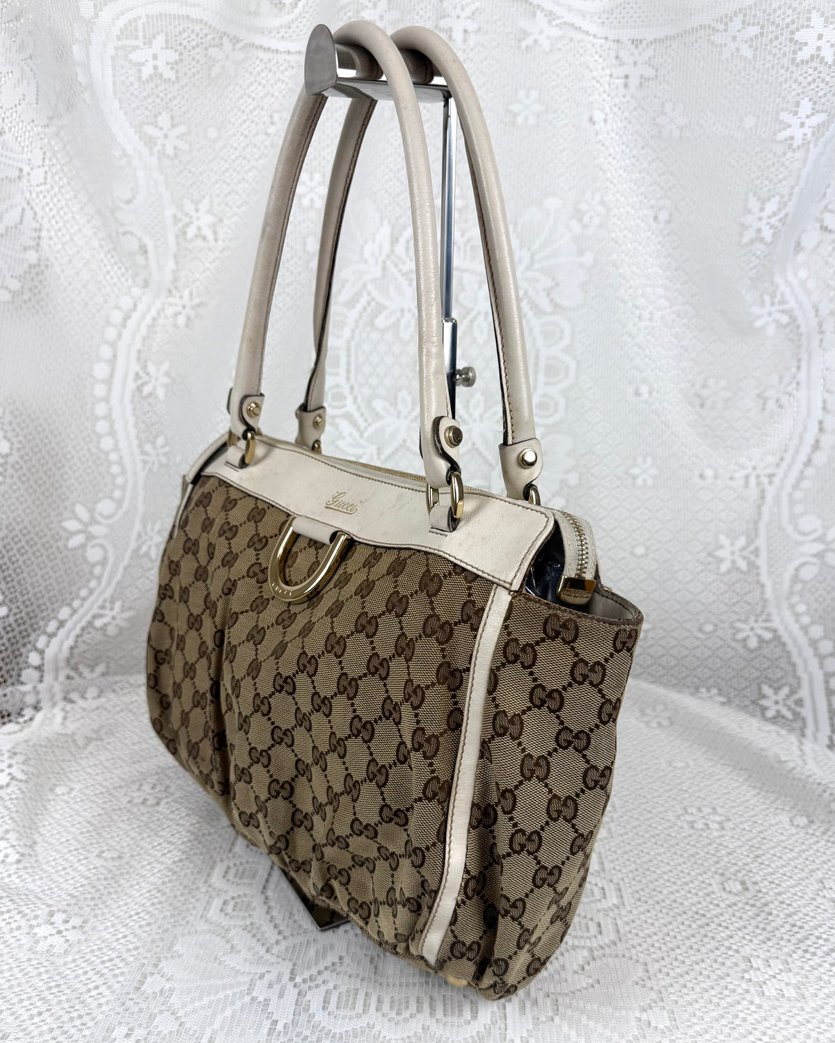 Vintage 00s Gucci Abbey D Ring Shoulder Bag GG Monogram White