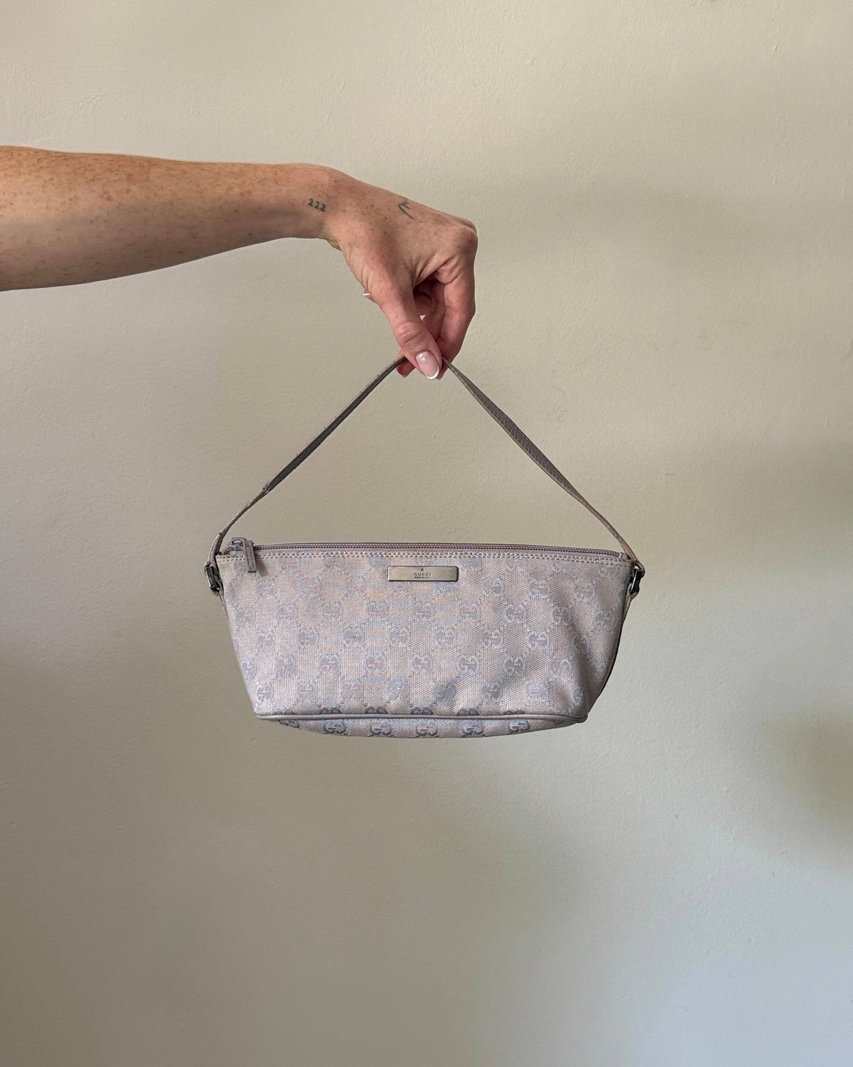 Vintage 00s Gucci GG Monogram Pochette Lavender