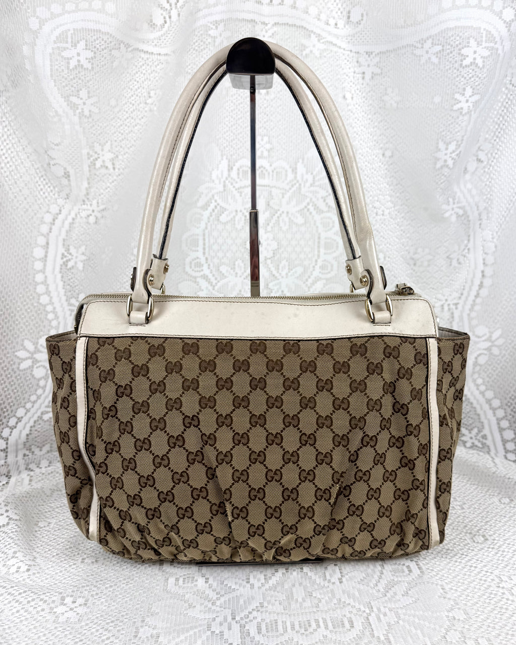 Vintage 00s Gucci Abbey D Ring Shoulder Bag GG Monogram White