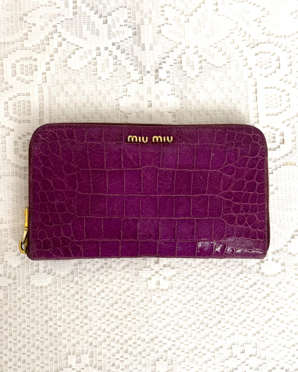 Vintage 00s Miu Miu Purple Leather Bifold Wallet