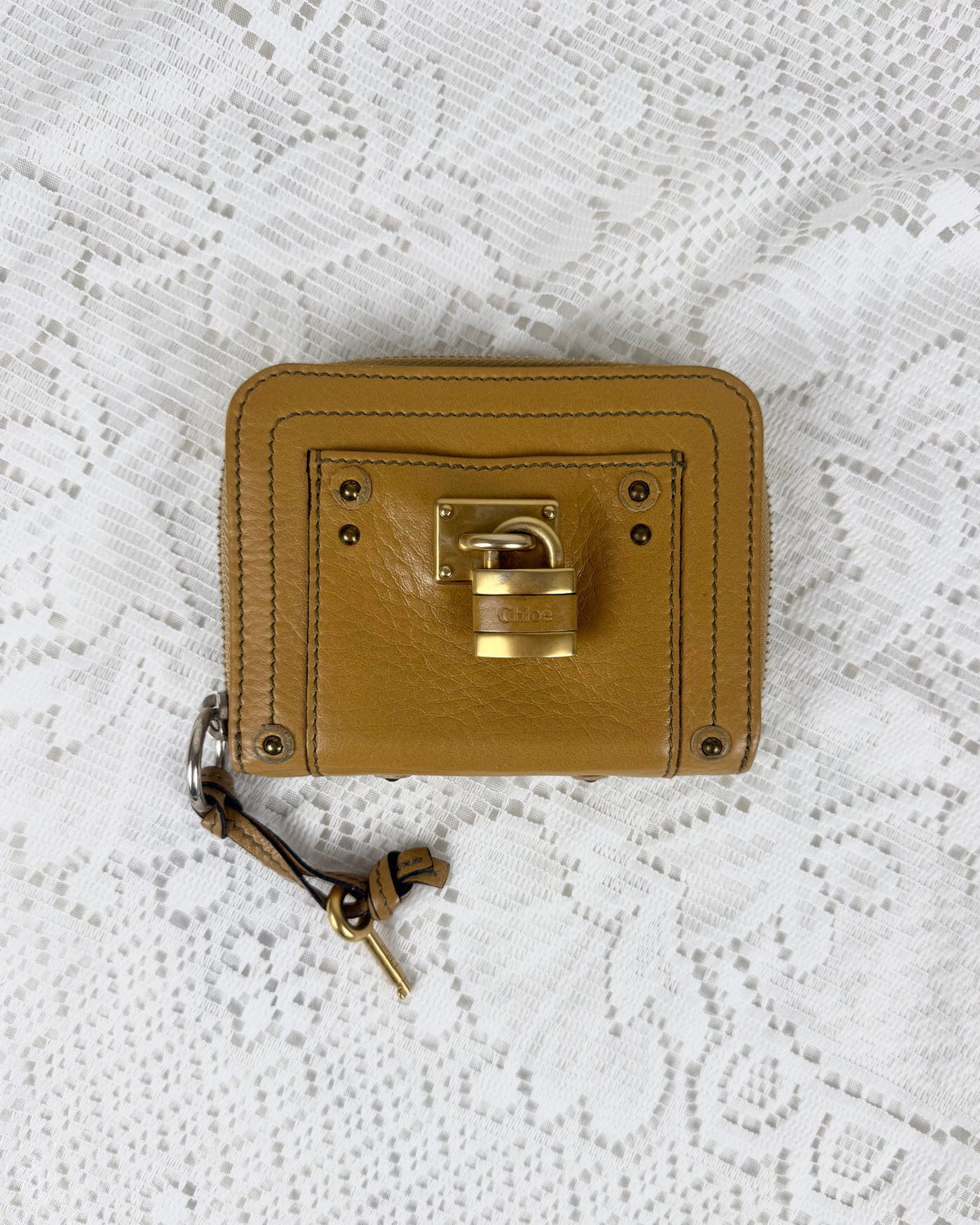 Vintage 00s Chloé Paddington Tan Leather Wallet