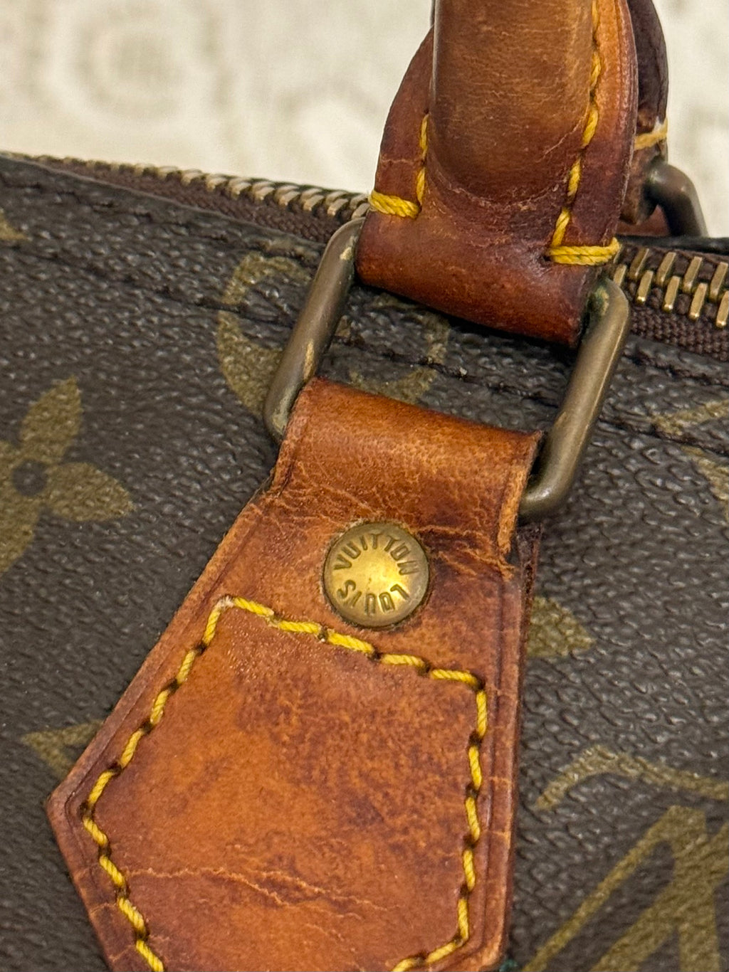 Vintage Louis Vuitton Monogram Speedy 25